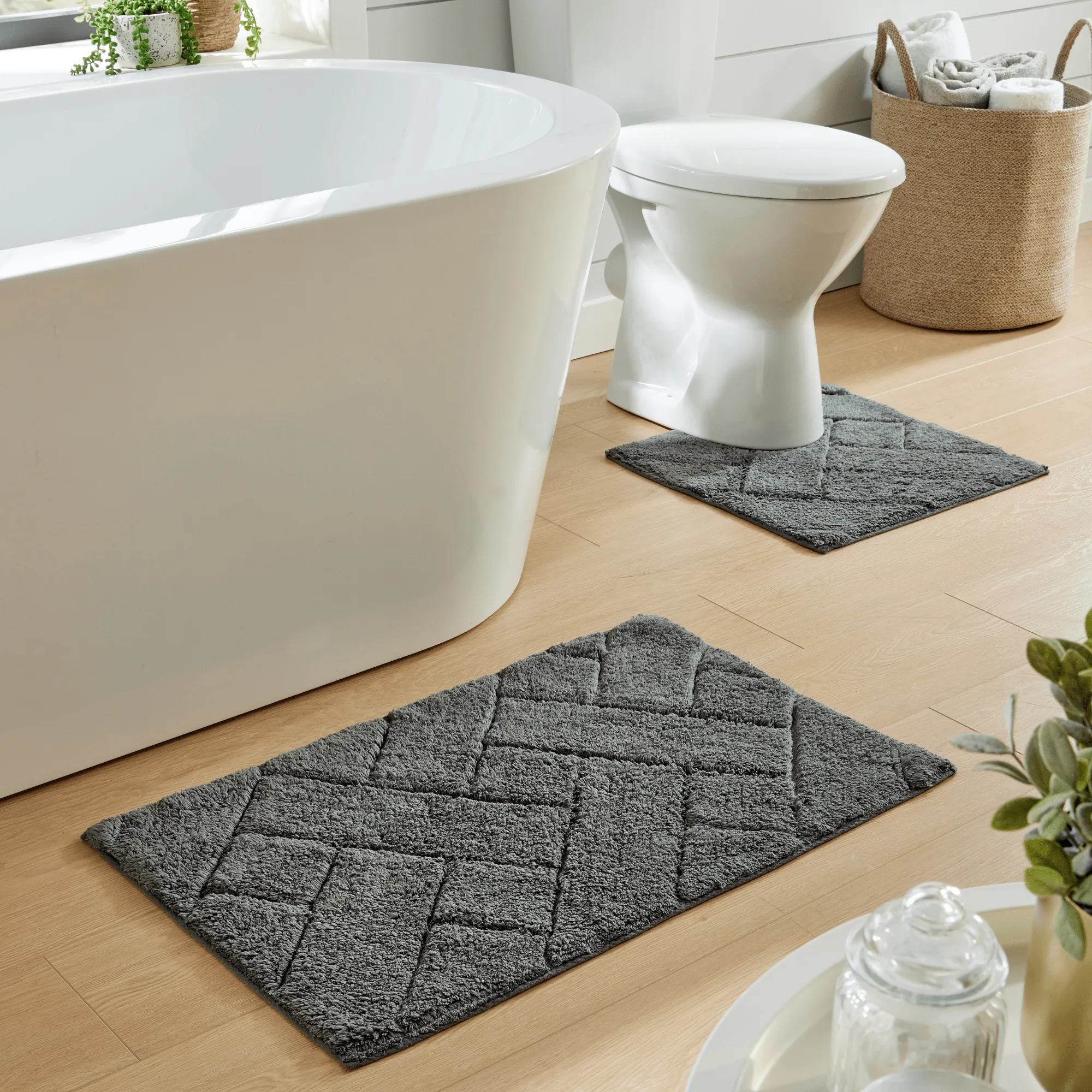 Bali Bath Mat & Pedestal Set Luxurious Super Absorbent Extra-Soft Cotton Mats for Bathroom Comfort and Style in Multiple Colours by OLIVIA ROCCO