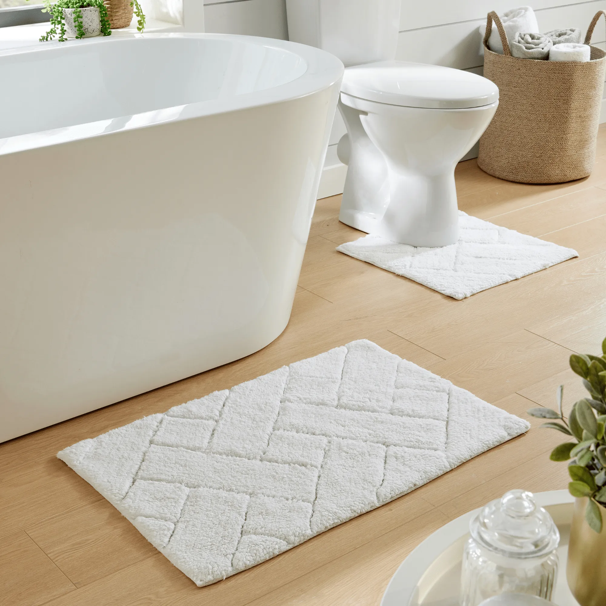 Bali Bath Mat & Pedestal Set Luxurious Super Absorbent Extra-Soft Cotton Mats for Bathroom Comfort and Style in Multiple Colours by OLIVIA ROCCO