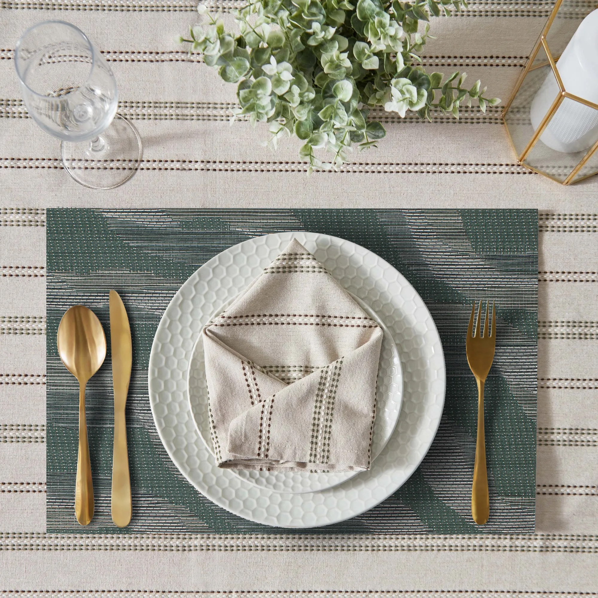 Luxury Placemat Set of 4 | Heat Resistant Placemats | Table Mats | Cotton Home - Green